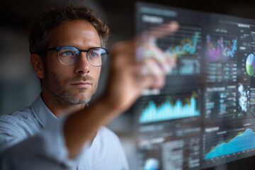  AI investment portfolio analysis with risk charts and profit projections.
