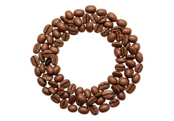 Obraz premium Circle of roasted coffee beans on white background for coffee shop