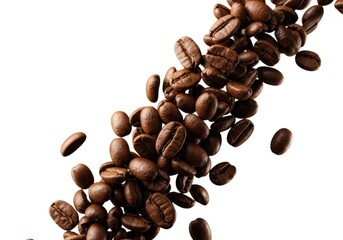 Obraz premium Roasted aromatic coffee beans close up isolated on a clean background