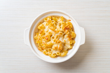 American mac and cheese, macaroni pasta in cheesy sauce