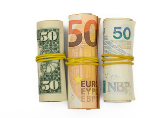 Banknoty w różnych walutach, euro, dolar i polski złoty