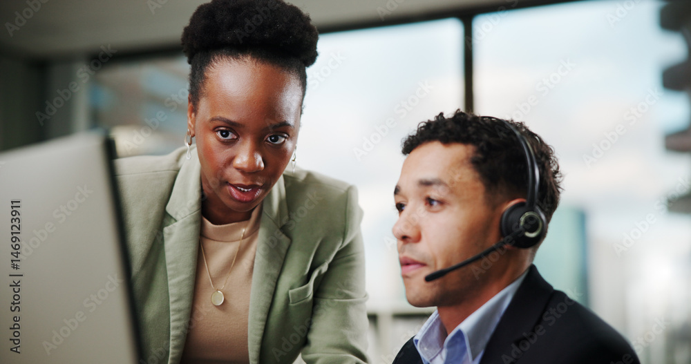 Aufkleber call center, team and training with mentor on computer for customer service, consulting or sales adv