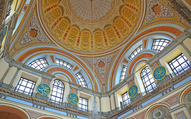 Obraz premium Located in Istanbul, Turkey, Dolmabahce Mosque was built in 1855 by Garabet Balyan.