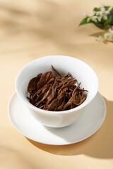 Chinese tea-brewing culture, traditional tea leaves and tea sets