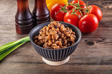 Canned Black eye bean in the bowl
