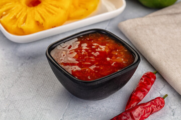 Sweet and spicy chili pineapple sauce