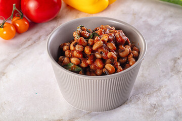 Black eye beans wutg tomato sauce