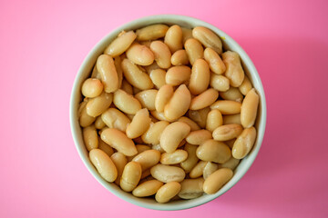 A Bowl Of Healthy Cooked Cannellini Beans