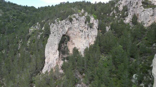 La Foradada de Card&oacute;, Sierra de Card&oacute;, Benifallet, Baix Ebre Tarragona