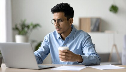 Fototapeta premium コーヒーでリラックスする作業,Man working relaxed with coffee 