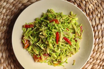 Stir-fried papaya flower