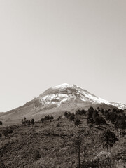 Pico de Orizaba volcano, Mexico’s highest peak and a protected natural area. A majestic volcanic landscape vital for biodiversity, water capture, and conservation.