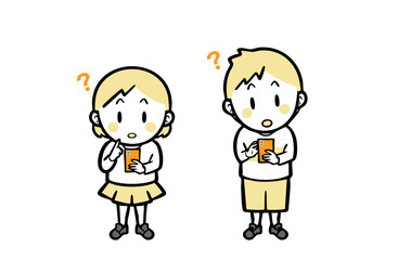 スマホ操作中に疑問が浮かんだ、普段着の男女の子ども