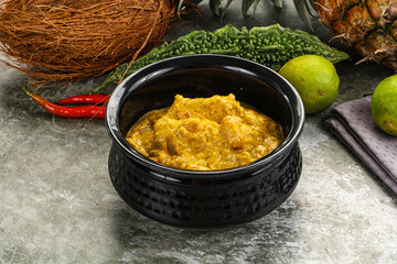Inchian cuisine - chicken cashew curry