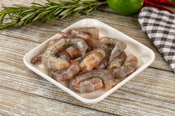 Raw peeled shrimp for cooking