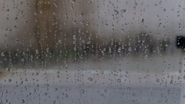 Vidro molhado da chuva