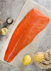 salmon fillet marinated with salt