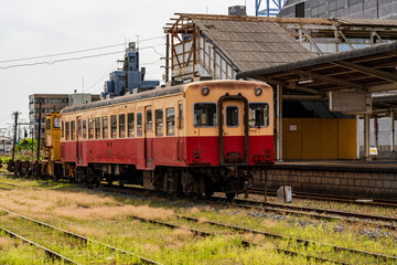 Obraz premium Kominato railway's old-Fashioned Trains parked at Goi Station in Ichihara, Chiba Prefecture