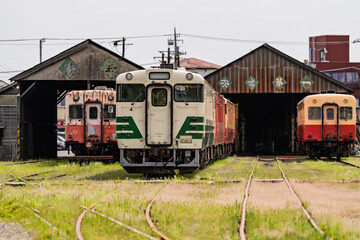 Fototapeta premium Kominato railway's old-Fashioned Trains parked at Goi Station in Ichihara, Chiba Prefecture