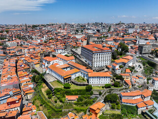 Aerial photo of the S&eacute; do Porto and surrounding old town architecture