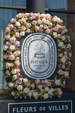 Diptyque&rsquo;s Yorkville boutique proudly showcases its Paris heritage at 101 Yorkville Av, Unit 107, Toronto (with flower display part of Fleurs de Ville event)