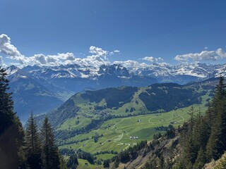 Obraz premium Nature’s Grandeur from Stoos to the Horizon