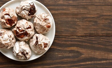 Chocolate meringue cookies