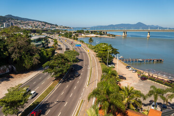curva da avenida beira-mar norte em Florianópolis Brasil