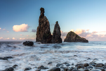 An den Felsen von Ribeira da Janela, Madeira