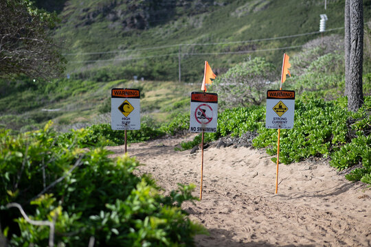 3 beach surf swimming current warning signs