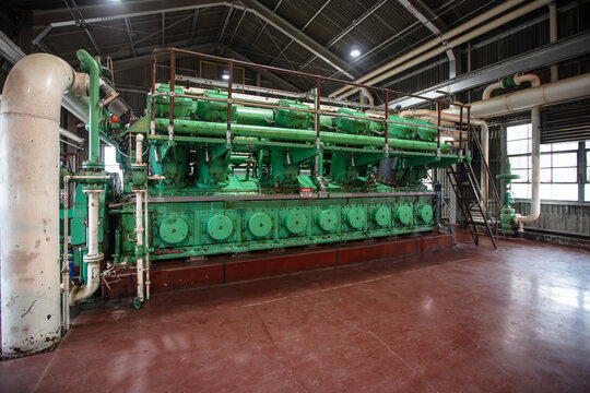 Compressor station working in Kansas