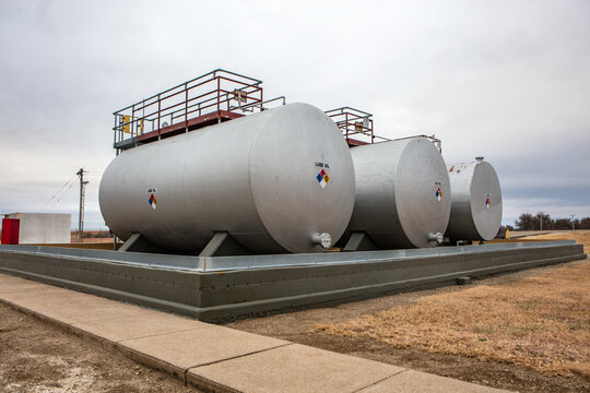Compressor station working in Kansas