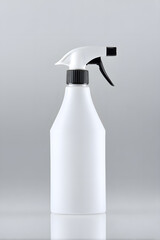 3d White spray bottle mockup isolated on white background