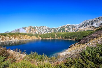 Naklejka premium Mikurigaike Pond and Mount Tate Scenic View, Tateyama Kurobe, Takayama, Japan