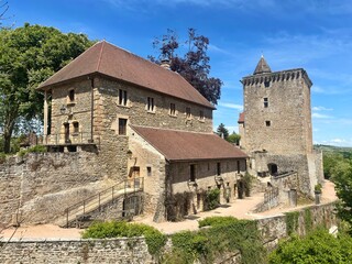Château de Couches en Bourgogne 