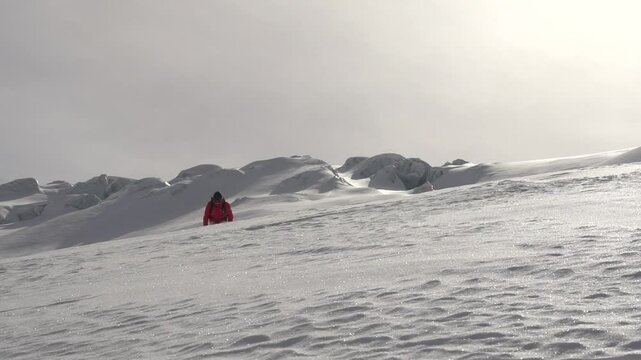  ski freeride au milieu d'un glacier