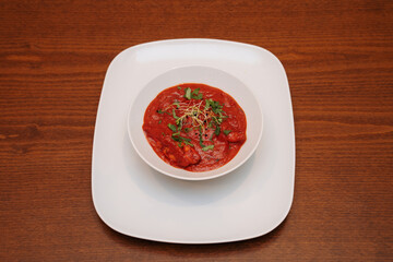 Chicken tikka masala. Delicious freshly prepared meal, perfect for menus, restaurants, or food delivery concepts.