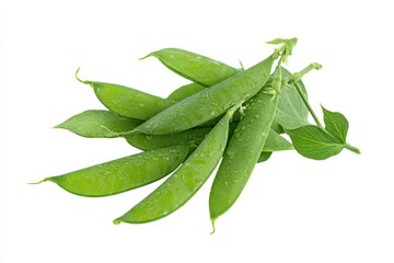 Obraz premium Fresh green peas with water droplets, healthy and vibrant.