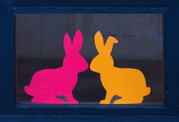 Osterhasen am Fenster - Fensterdeko