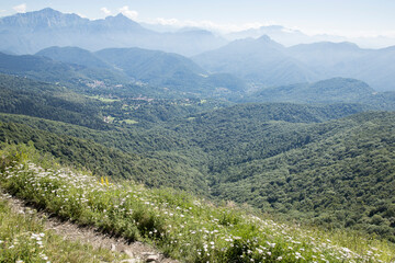 Panoramic view.
Panoramic view of Lombardy Prealps, seen from path to “Palanzone” mountain”.
