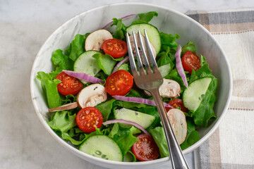 garden salad  top with  mushrooms