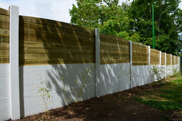 Clôture bois de lames pin à emboitées