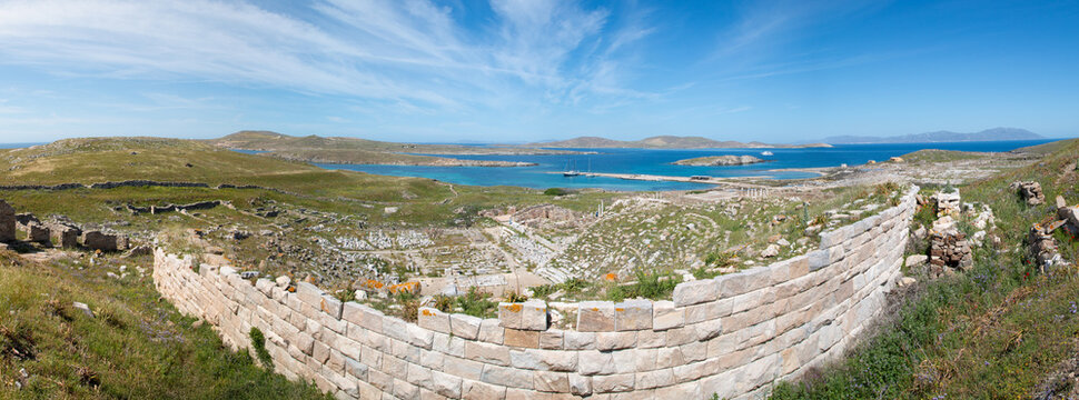 Delos island Archeological Site (in Greek &Alpha;&rho;&chi;&alpha;&iota;&omicron;&lambda;&omicron;&gamma;&iota;&kappa;ό&sigmaf; &Chi;ώ&rho;&omicron;&sigmaf; &Delta;ή&lambda;&omicron;&upsilon;) Ancient Theatre of Delos near Mykonos Island South Aegean Region (S&uuml;dliche &Auml;g&auml;is) Greece