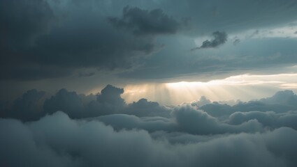 Obraz premium Early light. Gloomy sky accompanied by thunder clouds