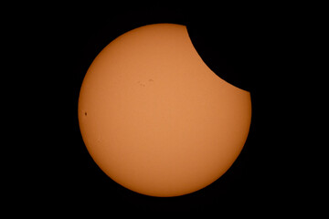 Eclipse parcial de sol 2025