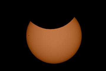 Eclipse parcial de sol 2025