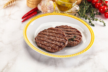 Grilled beef cutlet for burger