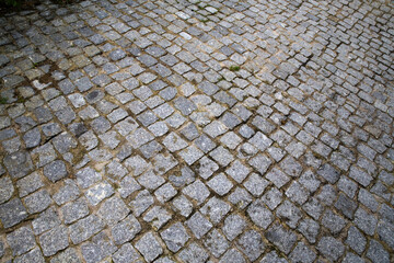 Detalhe de cubo em pedra azul para pavimentos de ruas, caminhos e estradas.