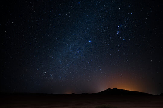 夜空」の写真素材 | 3,148,722件の無料イラスト画像 | Adobe Stock
