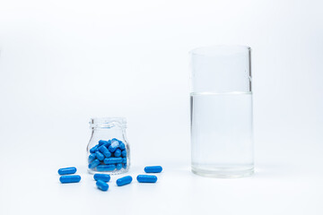 Water cup and capsule medicine